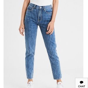 AE Mom Jeans (BRAND NEW)